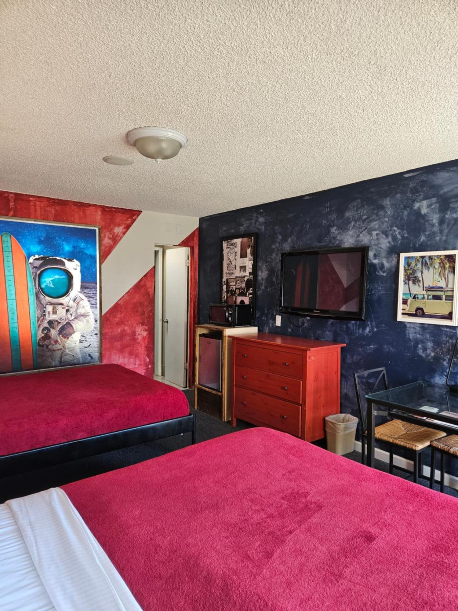 Huntington Surf Inn Хънтингтън Бийч Екстериор снимка